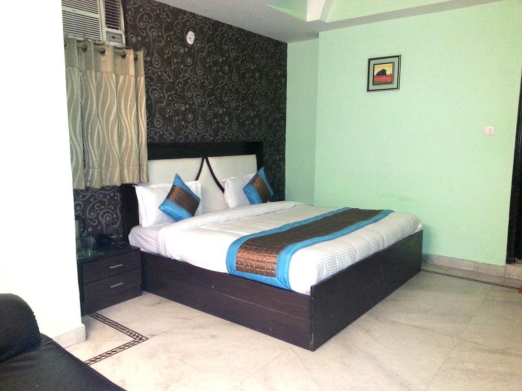 Hotel Ananda Delhi  Zimmer foto
