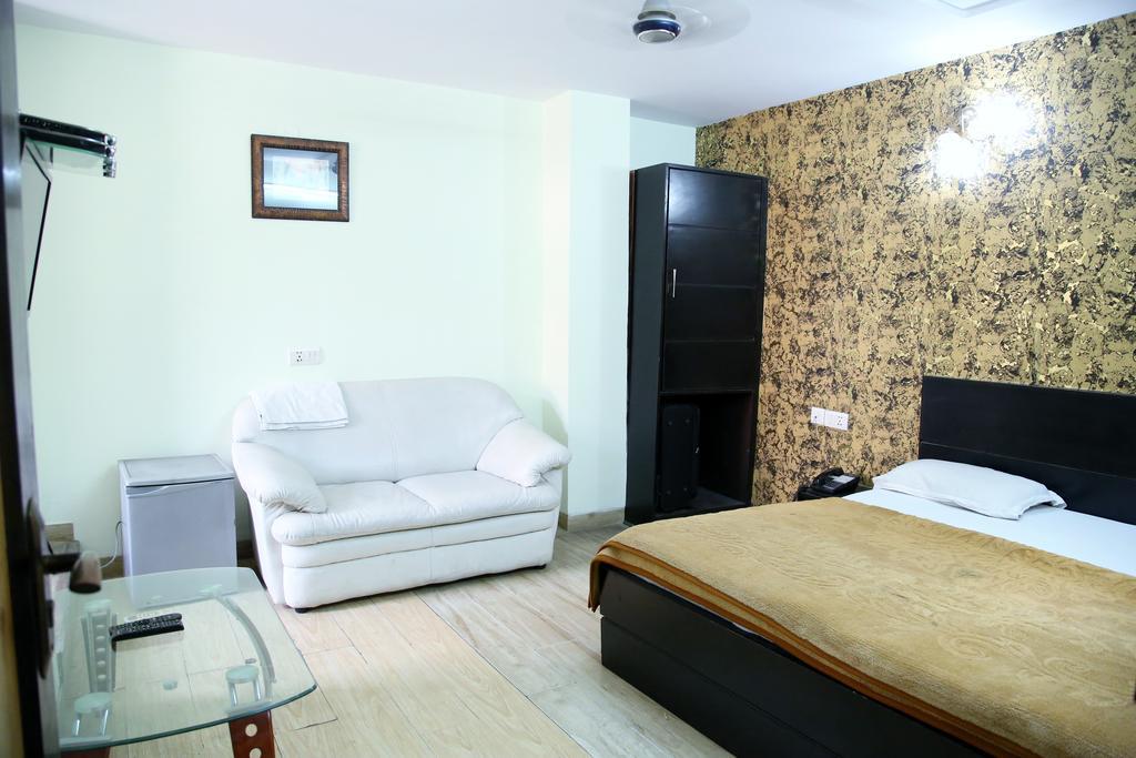 Hotel Ananda Delhi  Zimmer foto