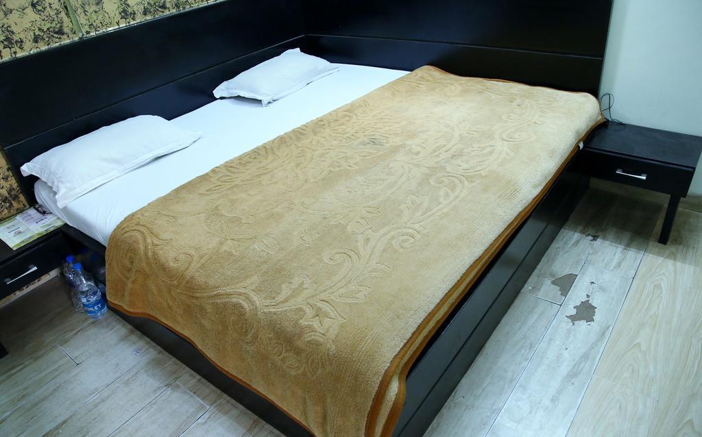 Hotel Ananda Delhi  Zimmer foto