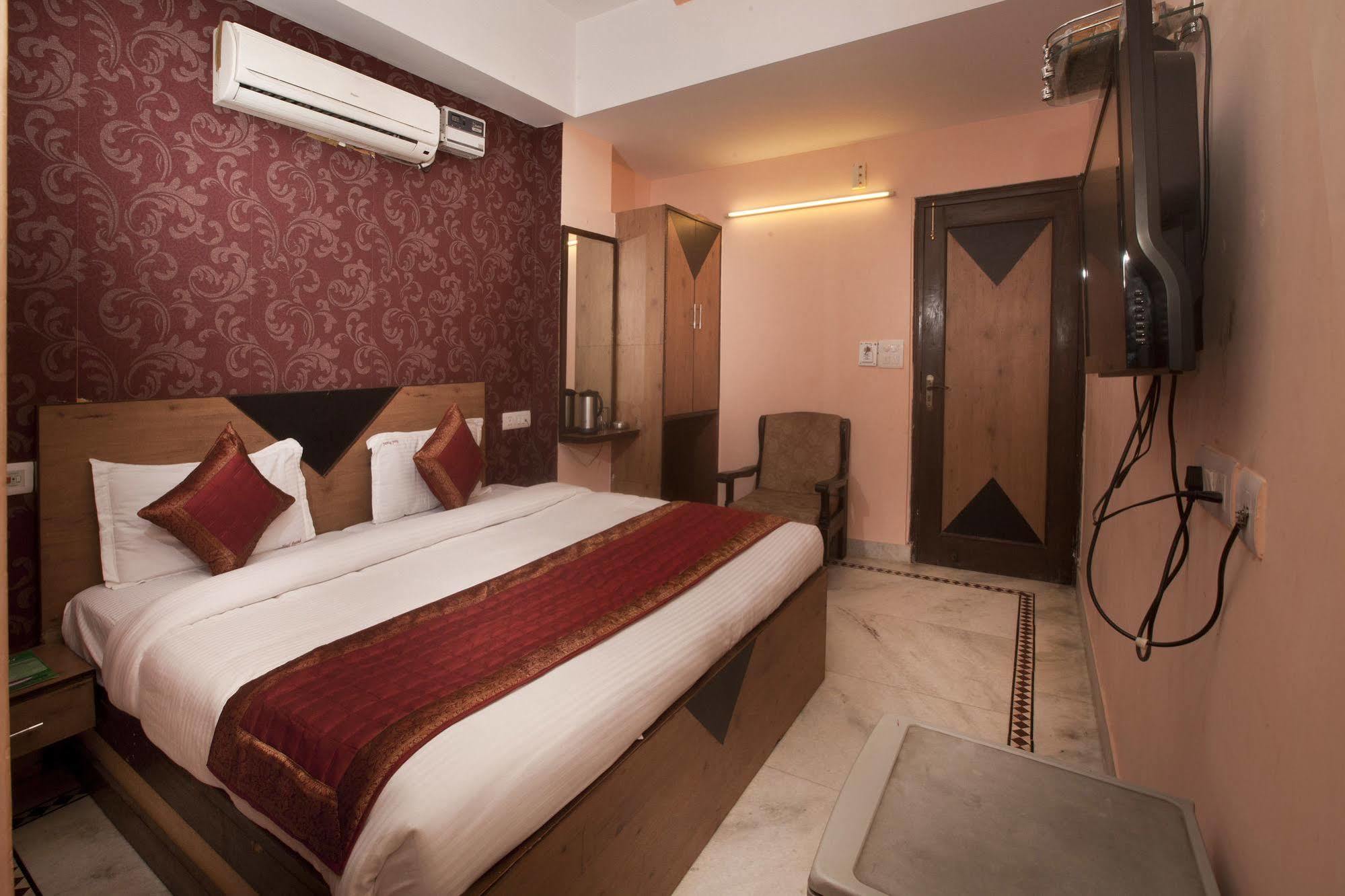 Hotel Ananda Delhi  Exterior foto